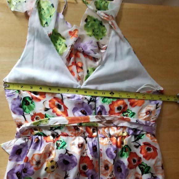 Alice + Olivia Evelia Dress - Picture 9 of 16